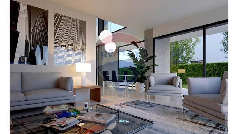 ELEGANT DETACHED VILLA
